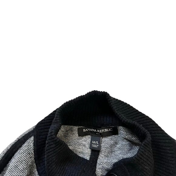 40% off! Banana Republic women's knit poncho cape top size m/l black gray - Picture 3 of 5